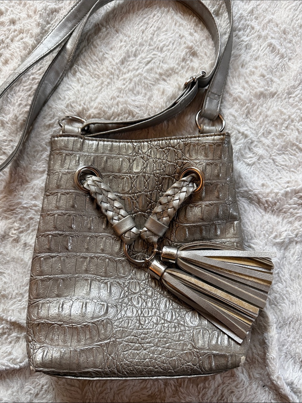 Bueno Metallic Silver Croc-Embossed Tassel Crossbody
